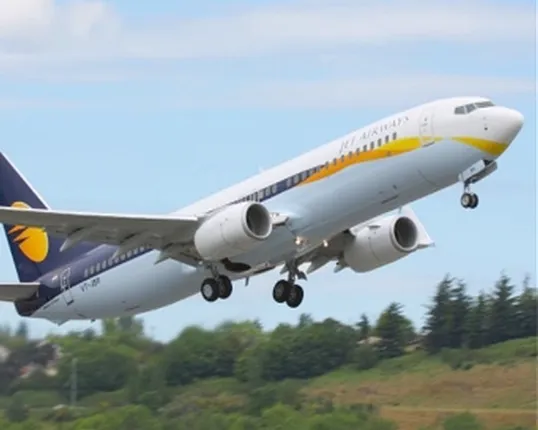 ଜେଟ ଏୟାରୱେଜ ବିମାନରେ ଏୟାରହୋଷ୍ଟେସଙ୍କୁ ର୍ଦୁବ୍ୟବହାର ଘଟଣା ! ନିଶାଶକ୍ତ ଅବସ୍ଥାରେ ଯାତ୍ରୀ କରିଥିଲେ ର୍ଦୁବ୍ୟବହାର