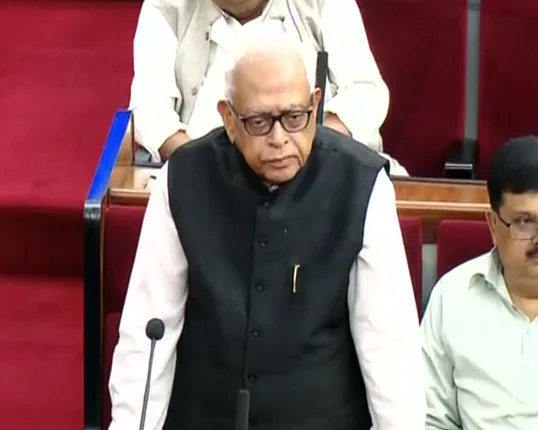 ଗୃହରେ ଉଠିଲା ପ୍ରଧାନମନ୍ତ୍ରୀଙ୍କ ମନ୍ତବ୍ୟ ପ୍ରସଙ୍ଗ ! ଉଭୟ ଶାସକ ଓ ବିରୋଧୀ ଦଳଙ୍କ ହଟ୍ଟଗୋଳ ପରେ ଗୃହ ୩ଟା ଯାଏଁ ମୁଲତବି