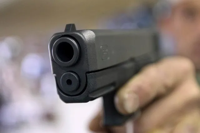 ଆମେରିକାରେ ଉତ୍କଟ ହେଲା ବର୍ଣ୍ଣ ବୈଷମ୍ୟ ଘୃଣା ! ୱାଶିଂଟନରେ ଜଣେ ଭାରତୀୟଙ୍କୁ ଘର ସମୁଖରେ ଆକ୍ରମଣ