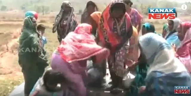 ଉତ୍କଟ ହେଲାଣି ପାନୀୟ ଜଳ ସମସ୍ୟା ! ପାଣି ଟୋପେ ପାଇଁ ଡହଳ ବିକଳ ବୌଦ୍ଧ ବ୍ଲକ୍ ବଘିଆପଡା ଗ୍ରାମବାସୀ