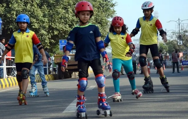 ରାଜଧାନୀ ରାଜରାସ୍ତାରେ ଜମିଲା ପଥୋତ୍ସବ ! ଶେଷ ରବିବାରରେ ପଥୋତ୍ସବର ମଜା ଉଠାଇଲେ ଭୁବନେଶ୍ୱରବାସୀ