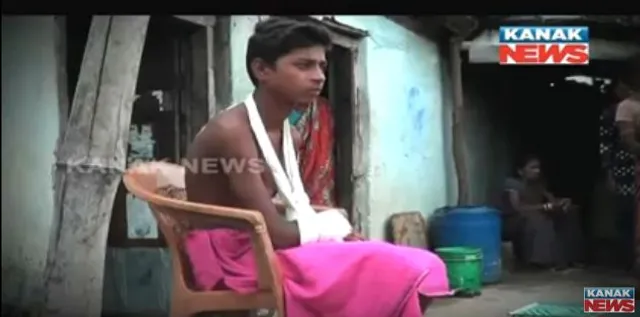 ଅନ୍ଧକାରରେ ମେଧାବୀ ଛାତ୍ରର ଭବିଷ୍ୟତ ! ବିଦ୍ୟାଳୟ କର୍ତ୍ତୃପକ୍ଷଙ୍କ ଖାମଖିଆଲି ଯୋଗୁଁ  କଟିଲା ହାତ