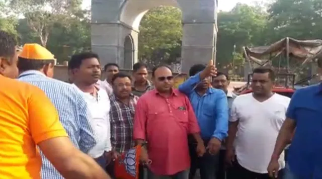 ବୁର୍ଲାରେ ୧୨ ଘଂଟିଆ ଅଖଚକ୍ ଜାମ ! ଡାକ୍ତର ବଦଳି ପ୍ରତିବାଦରେ ବିଜେପିର ବନ୍ଦ ପାଳନ