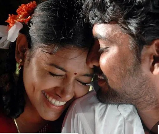 ଫିଲ୍ମ ଦେଖି ୧୩ ବର୍ଷୀୟା ଯୁବତୀ ହେଲେ ଗର୍ଭବତୀ : ଅଡୁଆରେ ସେନସର ବୋର୍ଡ