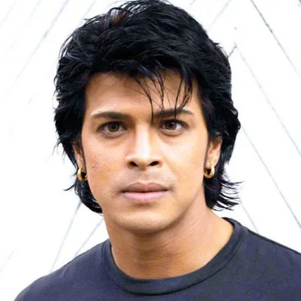 ହିଟ୍ ସିନେମା କଲା ପରେ ବି ଏହି ନାୟକଙ୍କ ପାଖରେ ନାହିଁ କାମ ! ଶେଷରେ ପତ୍ନୀ ବି ଆଣିଲେ ଗେ’ ଅଭିଯୋଗ