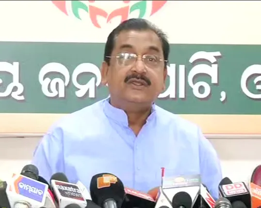 ‘ମୁଁ ହିରୋ, ମୁଁ ଓଡିଶା’ । ମୁହାଁମୁହିଁ ବିଜେପି-ବିଜେଡି