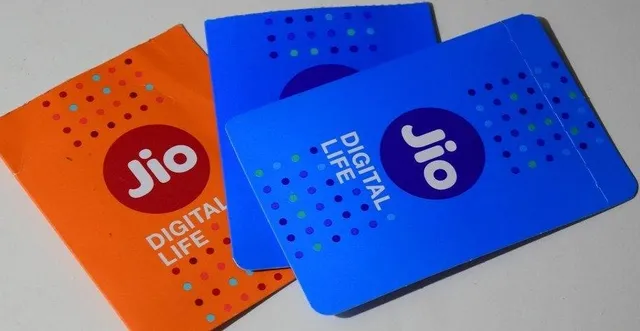 ଜିଓ ପାଇଁ ବରଦାନ ସୁପ୍ରିମକୋର୍ଟଙ୍କ ନିର୍ଦେଶ ! ଅନ୍ୟ କମ୍ପାନୀ ଭୋଗିପାରନ୍ତି ଆର୍ଥିକ ସମସ୍ୟା