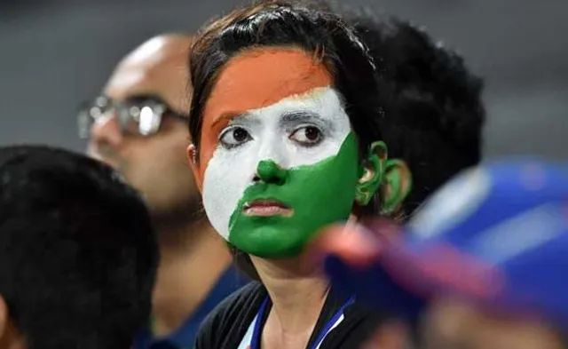 ଆଗରେ ପାକିସ୍ତାନ, ପଛରେ ହିନ୍ଦୁସ୍ତାନ୍!