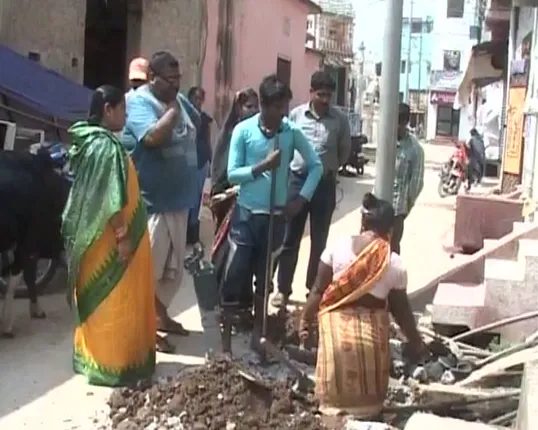 ଜାଇକା ନେବ ଜୀବନ, ପିଇବା ପାଣି ହେଉଛି ଦୂଷିତ : କଟକରେ ସାଂଘାତିକ ହେଲାଣି ଜଣ୍ଡିସ