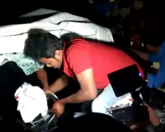 ଭଦ୍ରକ ଚମ୍ପୁଆ ନିକଟରେ ଟ୍ରକ ଓ କାର ଧକ୍କା : ଦୁର୍ଘଟଣାରେ ୨ଜଣଙ୍କର ମୃତ୍ୟୁ