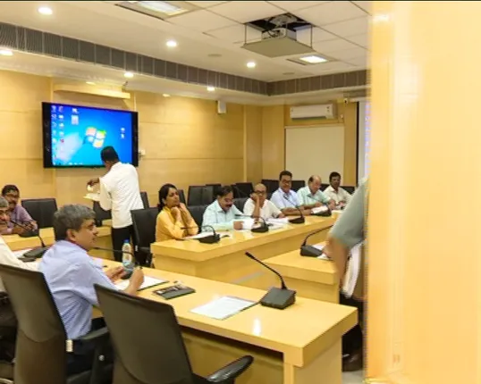 ଜାତୀୟ ରାଜପଥରୁ ହଟିବ ମଦ ଦୋକାନ ! ସର୍ବୋଚ୍ଚ ନ୍ୟାୟାଳୟ ନିର୍ଦ୍ଦେଶ କ୍ରମେ ସଚିବାଳୟରେ ଗୁରୁତ୍ୱପୂର୍ଣ୍ଣ ବୈଠକ