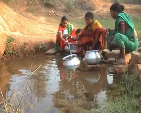 ସରକାରଙ୍କୁ ଘାରିଲାଣି ପାଣି ଚିନ୍ତା : ଜଳ କଷ୍ଟ ସମସ୍ୟାର ୪୮ ଘଂଟା ମଧ୍ୟରେ ହେବ ସମାଧାନ