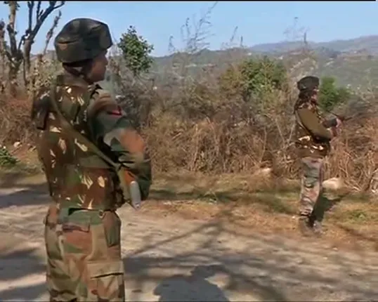 ଜମ୍ମୁ କଶ୍ମୀର ଏନକାଉଂଟର : ସୁରକ୍ଷାକର୍ମୀ-ଆତଙ୍କବାଦୀଙ୍କ ମଧ୍ୟରେ ଗୁଳି ବିନିମୟ