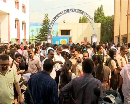 ଆଜିଠୁ ସିବିଏସଇ ଦଶମ ଓ ଦ୍ୱାଦଶ ପରୀକ୍ଷା : ଦଶମରେ ପରୀକ୍ଷା ଦେଉଛନ୍ତି ୮ ଲକ୍ଷ ୮୬ ହଜାର ଛାତ୍ରଛାତ୍ରୀ