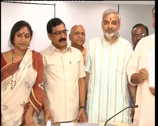 ପଂଚାୟତ ନିର୍ବାଚନ ପରେ ପେଂଚ ପୁରାଇଲା ଶାସକ ବିଜେଡି : ନୂଆ ନିୟମକୁ ବିଜେପିର ବିରୋଧ