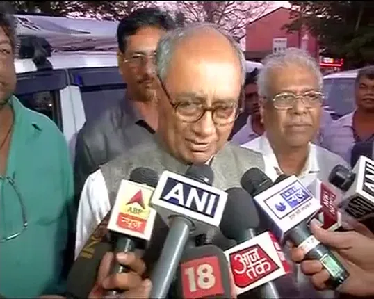 ଫଳାଫଳ ଆସିବା ଆଗରୁ ବଡ ଦଳ ମୁହାଁମୁହିଁ ! କଂଗ୍ରେସ କହିଲା ଏକଜିଟ ପୋଲ ଦରକାର ନାହିଁ, ବିଜେପି କହିଲା ଦେଶରୁ ରାହୁଲ ହେଉଛନ୍ତି ଏକଜିଟ