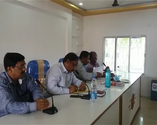 ଆଜି ଜିଲ୍ଲା ପରିଷଦ ଅଧ୍ୟକ୍ଷ ନିର୍ବାଚନ : ମାଲକାନଗିରି ଓ ନୂଆପଡା ବାଦ୍ ୨୮ଟି ଜିଲ୍ଲାରେ ହେବ ମତଦାନ