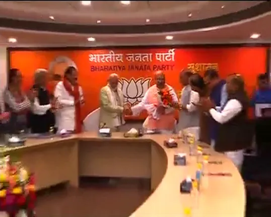 କିଏ ସମ୍ଭାଳିବ ଉତ୍ତରପ୍ରଦେଶର ଶାସନଭାର ? ନିଷ୍ପତି ପାଇଁ ଅମିତ ଶାହଙ୍କୁ ଦାୟିତ୍ୱ ଦେଲା ବିଜେପି ସଂସଦୀୟ ବୋର୍ଡ