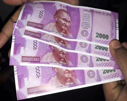 ଦିଲ୍ଲୀ ପରେ ହାଇଦ୍ରାବାଦ ! ମିଳିଲା ଚିଲଡ୍ରେନ୍ ବ୍ୟାଙ୍କ୍ ଅଫ୍ ଇଣ୍ଡିଆ ନାଁରେ ନକଲି ୨ ହଜାର ଟଙ୍କିଆ ନୋଟ୍