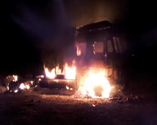 କେନ୍ଦୁଝର ଶୁଆକାଟିରେ ପୁଣି ନିର୍ବାଚନୀ ହିଂସା : ସମିତି ସଭ୍ୟଙ୍କ ଗାଡି ପୋଡି ଦେଲେ ଦୁର୍ବୃତ