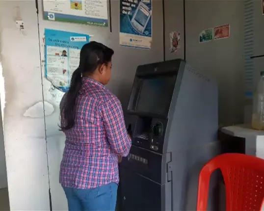 ଏଟିଏମରେ ଟଙ୍କା ନାହିଁ : ମାଲାକାନଗିରିରେ ଲୋକମାନେ ଅସୁବିଧାର ସମ୍ମୁଖୀନ