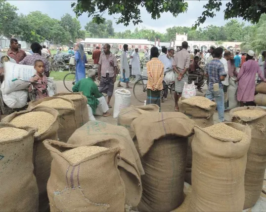 ଧାନର ସର୍ବନିମ୍ନ ସହାୟକ ମୂଲ୍ୟ ବୃଦ୍ଧି ଦାବି ନେଇ ବିଧାନସଭା ହୁଲୁସ୍ତୁଲ ! ବିରୋଧୀ କହିଲେ ମାନୁ ନାହାଁନ୍ତି ସରକାର