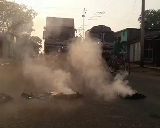 ଢେଙ୍କାନାଳ କାମାକ୍ଷାନଗରରେ ୧୨ଘଂଟିଆ ବନ୍ଦ ପାଳନ