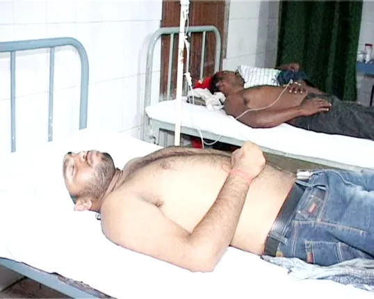 ଅନୁଗୁଳ : ବଇଣ୍ଡାରେ ଓଲଟିଲା ସରକାରୀ ବସ୍, ୩୫ରୁ ଉର୍ଦ୍ଧ୍ୱ ଯାତ୍ରୀ ଆହତ ଓ ୪ ଗୁରୁତର