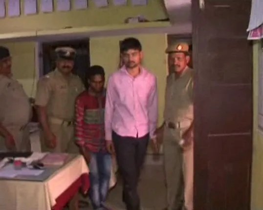 ସୁନ୍ଦରଗଡ଼ ଜିଲ୍ଲା ଗୁରୁଣ୍ଡିଆ ଏଟିଏମ୍ ଲୁଟ ମାମଲାର ପର୍ଦ୍ଦାଫାଶ ! ୨ ଗିରଫ