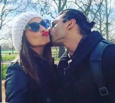 ଇନଷ୍ଟାଗ୍ରାମରେ ଅଭିନେତା ସ୍ୱାମୀ କରନ ସିଂ ଗ୍ରୋଭରଙ୍କ ସହ ଫଟୋ ଶେୟାର କଲେ ଅଭିନେତ୍ରୀ ବିପାଶା !