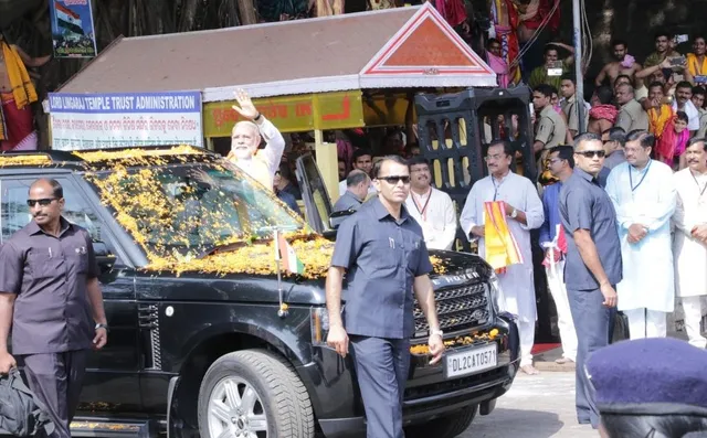 ପ୍ରଧାନମନ୍ତ୍ରୀଙ୍କ ଅଙ୍ଗରକ୍ଷୀ କାହିଁକି ପିନ୍ଧନ୍ତି କଳାଚଷମା ! ଜାଣନ୍ତୁ ଏହାର କାରଣ