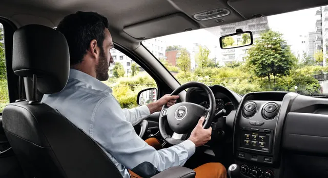 କାରରେ ଏସି ଚଳାଇ ଦୀର୍ଘ ଯାତ୍ରା କରୁଛନ୍ତି କି? ଟିକେ ସାବଧାନ ରୁହନ୍ତୁ