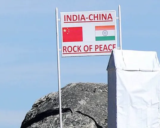 ତେଜଛି ଚୀନ-ଭାରତ ସୀମା ବିବାଦ : ଲାଲ ସେନାକୁ ଆଧୁନିକ ଯୁଦ୍ଧ ପାଇଁ ପ୍ରସ୍ତୁତ ରହିବାକୁ ନିର୍ଦ୍ଦେଶଦେଲେ ଚୀନ ରାଷ୍ଟ୍ରପତି