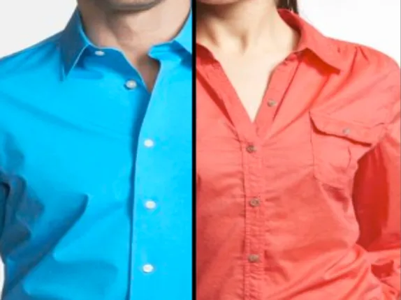 ମହିଳାଙ୍କ ପୋଷାକରେ ଲାଗିଥିବା ବୋତାମଗୁଡିକ କେବଳ ବାମ ପଟରେ ହିଁ ଥାଏ ! ଜାଣନ୍ତୁ ଏହାର କାରଣ . . .