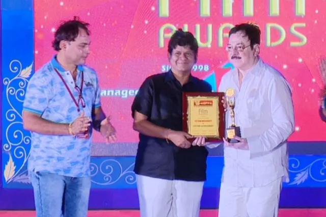 ଓଏଫପିଏର ପ୍ରଥମ ଚଳଚିତ୍ର ପୁରସ୍କାର : ଜୀବନ ବ୍ୟାପୀ ସାଧନା ପାଇଁ ଉତମ ମହାନ୍ତିଙ୍କୁ ଲାଇଫ୍ ଟାଇମ୍ ଆଚିଭମେଂଟ ଆୱାର୍ଡ