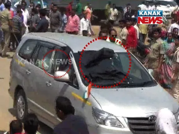 ଜୁଏଲଙ୍କ ଗାଡି ଉପରକୁ ଅଣ୍ଡାମାଡ ନେଇ ତେଜିଲା ରାଜନୀତି ! କାଲି ବିଜେପିର ୭ ଘଂଟିଆ ସୁନ୍ଦରଗଡ ବନ୍ଦ ଡାକରା