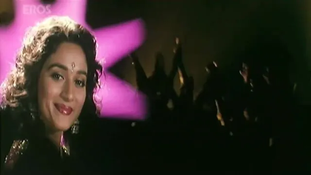 ପାକିସ୍ତାନଠୁ ବଲିଉଡ୍ ଚୋରୀ କରିଥିଲା ଏହି ସୁପରହିଟ୍ ଗୀତ ! ଜାଣନ୍ତୁ ସମ୍ପୂର୍ଣ୍ଣ ସତ