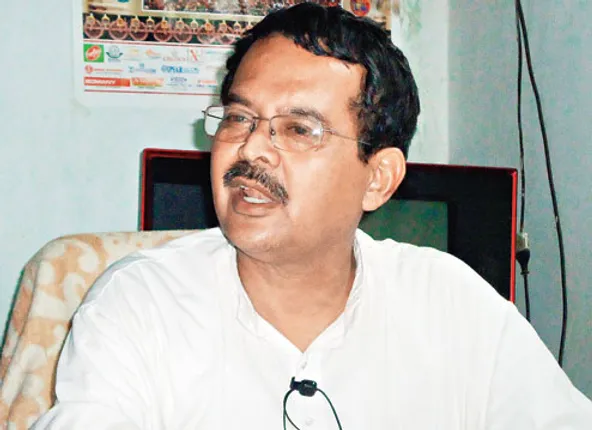 କ୍ଷୁବ୍ଧ ଖାରବେଳ ସ୍ୱାଇଁ ! ବସ୍ତି ବାସିନ୍ଦାଙ୍କୁ ଜମି ଦେବା ନିଷ୍ପତିରେ କହିଲେ ଆବଶ୍ୟକ ହେଲେ ଯିବି କୋର୍ଟ