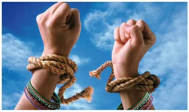 ସ୍ୱାଧୀନ ଭାରତରେ ପରାଧୀନ ନାରୀ ! ଏବେ ବି ଏହି ୬ଟି ଅଧିକାରକୁ ନେଇ ଜାରି ରହିଛି ମହିଳାଙ୍କ ସଂଘର୍ଷ