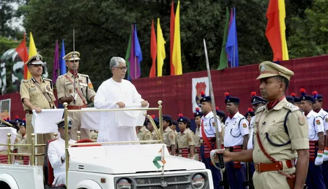 ତ୍ରିପୁରା ମୁଖ୍ୟମନ୍ତ୍ରୀଙ୍କ ଭାଷଣ ପ୍ରସାରଣ କଲେନି ଦୂରଦର୍ଶନ ଓ ଆକାଶବାଣୀ ! ଆପତ୍ତିଜନକ ମନ୍ତବ୍ୟ ହଟାଇବା ନେଇ ପ୍ରସ୍ତାବ ଦେଇଥିଲା ପ୍ରସାର ଭାରତୀ