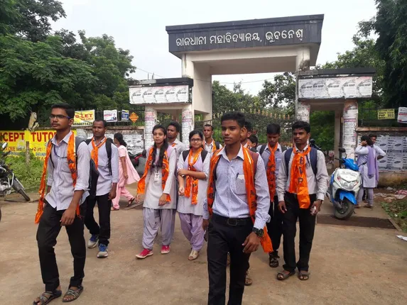 ରାଜଧାନୀ କଲେଜରେ ଏବିଭିପି ଘୋଷଣା କଲା ପ୍ରାର୍ଥୀ ତାଲିକା ! ନୂଆଖାଈ, ଗଣେଷପୂଜା ଶୁଭେଚ୍ଛାରେ ଜମିଲା ପ୍ରଚାର