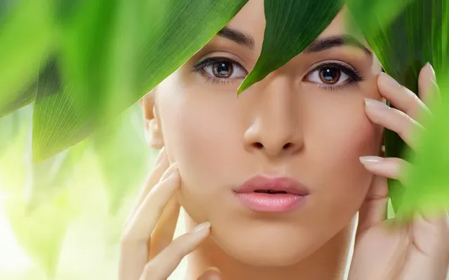 ଚେହେରାରେ ଆସିବ ଏକ ଅପୂର୍ବ ଚମକ୍‌ ! ଆପଣାନ୍ତୁ ଏହି ଘରୋଇ ଉପଚାର