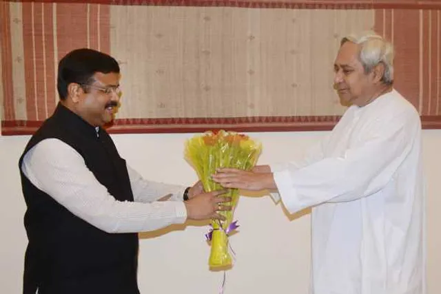 ସରିବ କି ଆଇଓସିଏଲ ବିବାଦ? ନବୀନ-ଧର୍ମେନ୍ଦ୍ର ଭେଟଘାଟ ଆଣିବ କି ସମାଧାନର ସୁତ୍ର?ଦିଲ୍ଲୀରେ ଓଡିଶାର କଥା ।