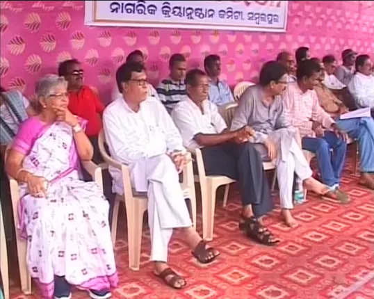 ମିଶିଗଲେ ନେତା ଜନତା ! ନିର୍ଦ୍ଦେଶକଙ୍କ ସମର୍ଥନରେ ବୁର୍ଲାରେ ବାହାରିଲା ରାଲି