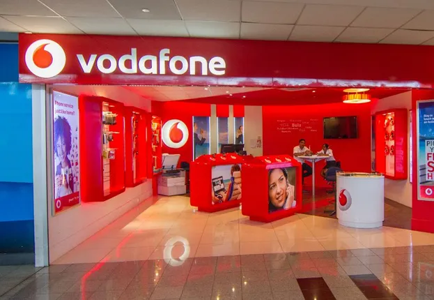 ଭୋଡ଼ାଫୋନ୍ ଆଣିଲା ଆକର୍ଷଣୀୟ ଅଫର୍ ! ମାତ୍ର ୩୪୮ ଟଙ୍କାରେ ଭେଟି ଦେଉଛି ସବୁକିଛି ଅନଲିମିଟେଡ୍