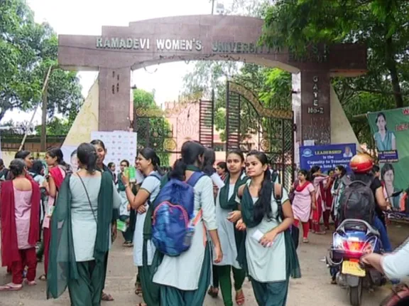 ସରିଲା ପ୍ରଚାର, ଆଗକୁ ଭୋଟ୍ ! ଆଜି ହ୍ୱାଟ ଆଇ ଷ୍ଟାଂଣ୍ଡ ଫର ମିଟିଂ