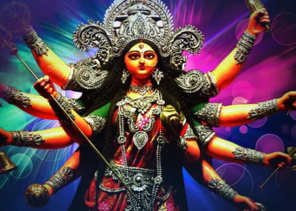 କରୋନା : କେମିତି ହେବ ଦୁର୍ଗାପୂଜା ? ଆବଦ୍ଧ ମଣ୍ଡପରେ ପୂଜା ପାଇବେ କି ୪ ଫୁଟିଆ ମୂଣ୍ମୟୀ ମୂର୍ତୀ !!