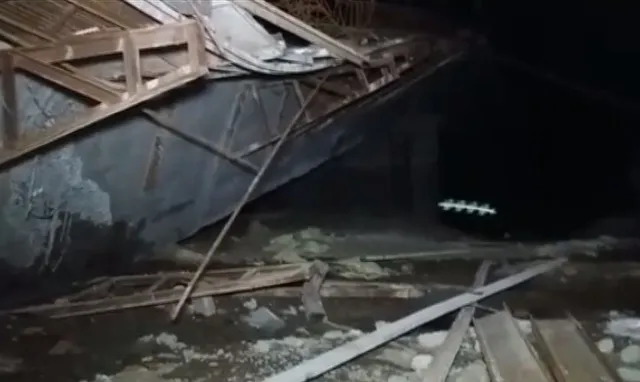 ବରଗଡ଼ ଡୁବେନପାଲିରେ ବିଜୁ ସେତୁ ଭୁଶୁଡିବା ଘଟଣା ! ୩ କର୍ମଚାରୀ ନିଲମ୍ବିତ, ୨ଅଟକ