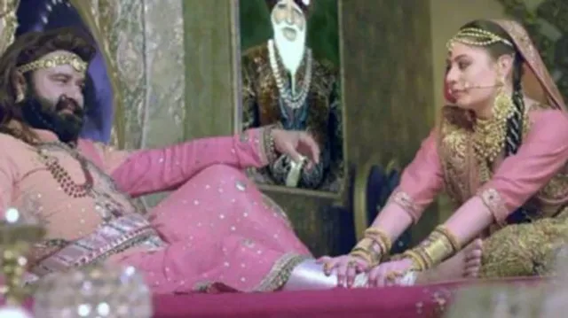 ବାବା ରାମ ରହିମଙ୍କ ବେବି ଗେଟ୍ । ଆଲମାରୀ ଥିଲା ଗୁପ୍ତ ମାଧ୍ୟମ, ପହଂଚୁଥିଲେ ଝିଅଙ୍କ କଲେଜରେ