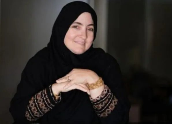 ଘରେ ନାହିିଁ ଟିଭି ହେଲେ ଧନୀ ! ପଢନ୍ତୁ ୧୪ଟି ସନ୍ତାନର ଜନନୀ କେମିତି ହେଲେ କୋଟିପତି